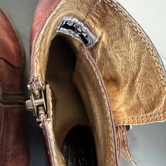 Frye Rich Brown Leather Heeled Boots - Picture 9 of 13